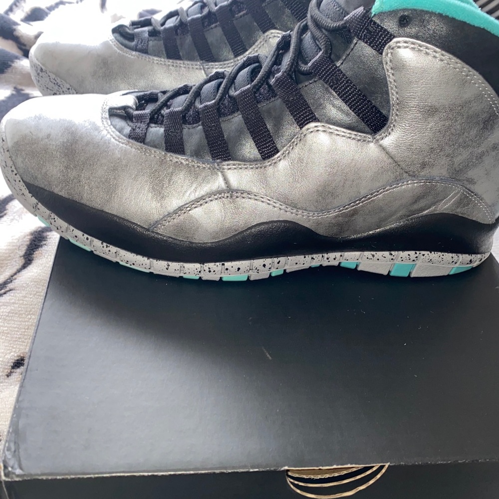 Jordan Retro 10